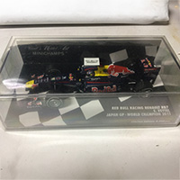 PMA 1/43 レッドブルレーシング ルノー RB7 S.ベッテル 日本GP 世界チャンピオン 2011 #1